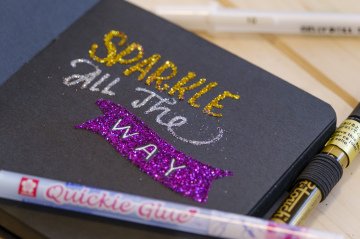 Sakura Eskiz Defteri Sert Kapak Siyah Kağıt 140gr 12x12cm Siyah