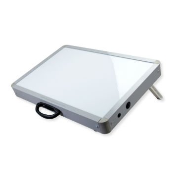 Akyazı Çantalı Işıklı Çizim Masası 35x50cm