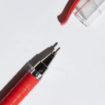 Faber Castell Tükenmez Kalem 1425 Kırmızı