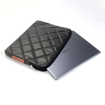 BBack Laptop Çantası Kapitone Siyah 25x36cm